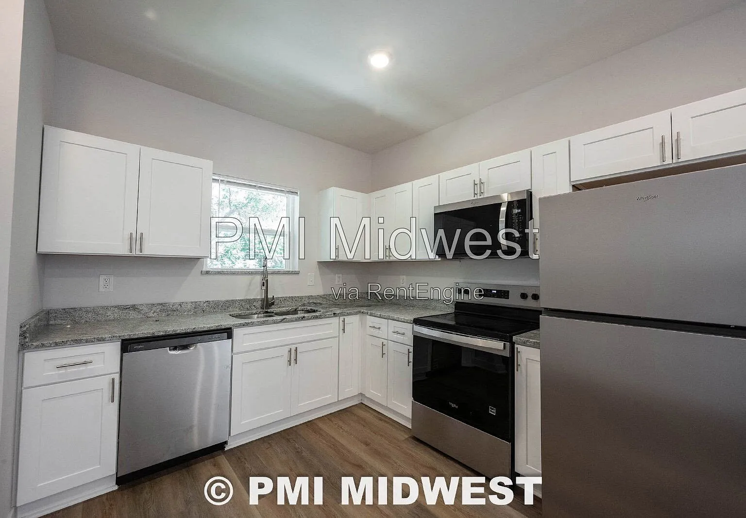 2 bed, 2.0 bath, 1300 sqft, $1,399 — Photo 4