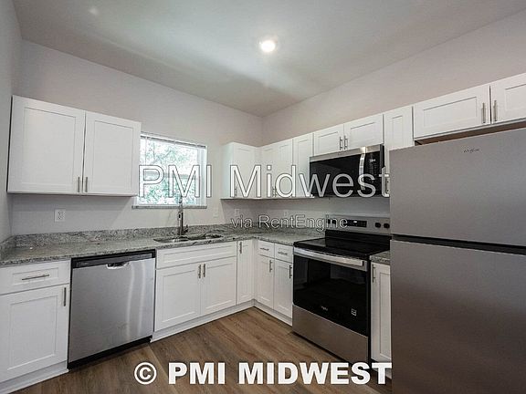 4th image of 1523 E Market St
