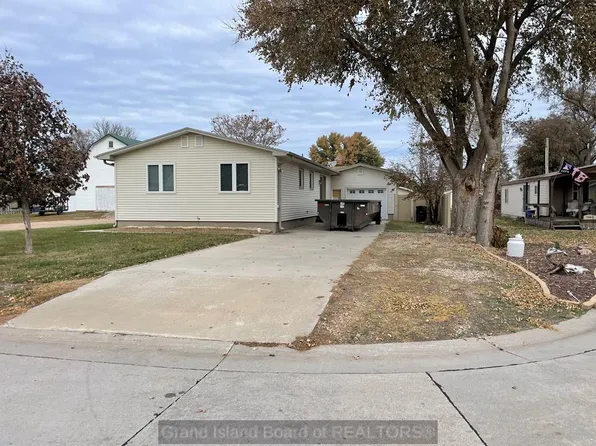 116 E Brooklyn Ave, Doniphan, NE 68832