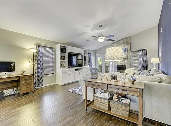 2nd image of 4605 Ganymede Dr