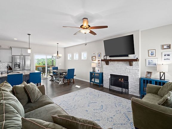 4th image of 1029 Quiver Ln