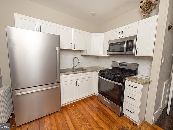 3rd image of 17 W State St Floor 3