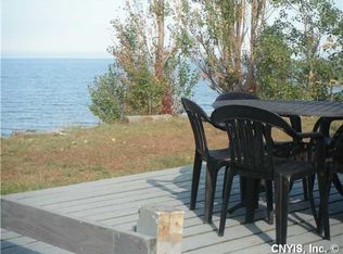 53 N Rainbow Shores Rd, Pulaski, NY 13142