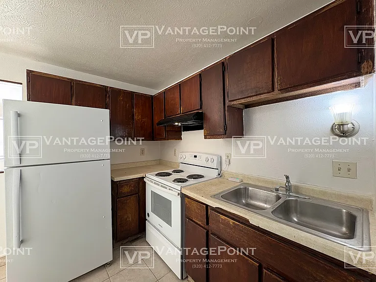 2122 Imperial Ln #1 — Photo 5
