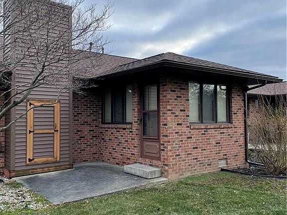 3rd image of 2028 Silverstone Dr