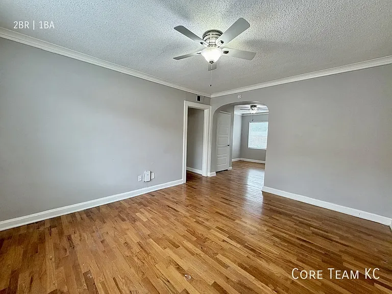 4511 Roanoke Pkwy #4513-4 — Photo 3