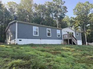 2259 Coles Creek Rd, Rocky Mount, VA 24151