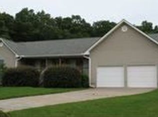 192 Summit Dr, Carnesville, GA 30521