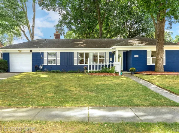 16598 Lexington, Redford, MI 48240