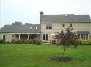 5 Edison Rd, Whitehouse Station, NJ 08889