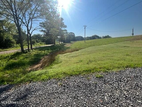 4th image of 12239 Old Byhalia Rd