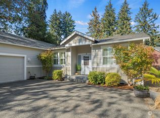 2 W Shore Ave SW, Lakewood, WA 98498