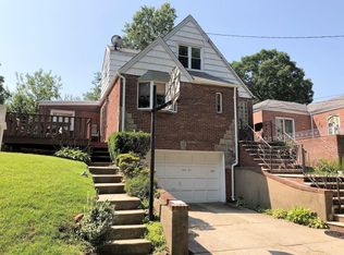 18432 Cambridge Rd, Jamaica, NY 11432