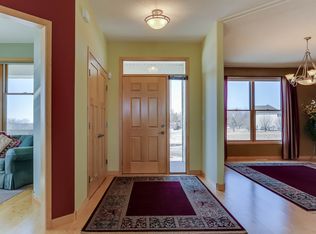 6600 71st Ln N, Loretto, MN 55357