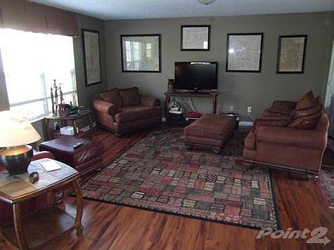 2nd image of 160 Friar Tuck Dr
