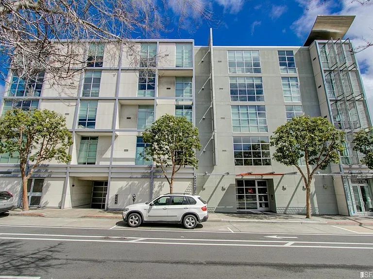1600 Webster St #103 — Photo 13