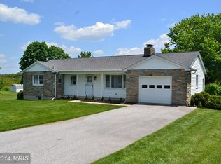 1209 Random Ridge Rd, Westminster, MD 21157