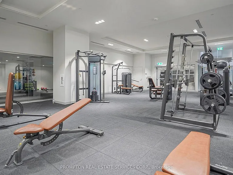 3 Gloucester St #1010 — Photo 26