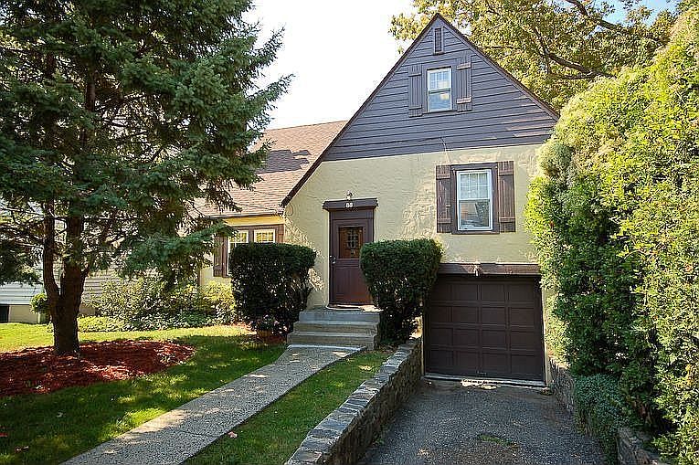 1st image of 88 Smith Ave