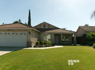 5319 Silvergate St, Bakersfield, CA 93313