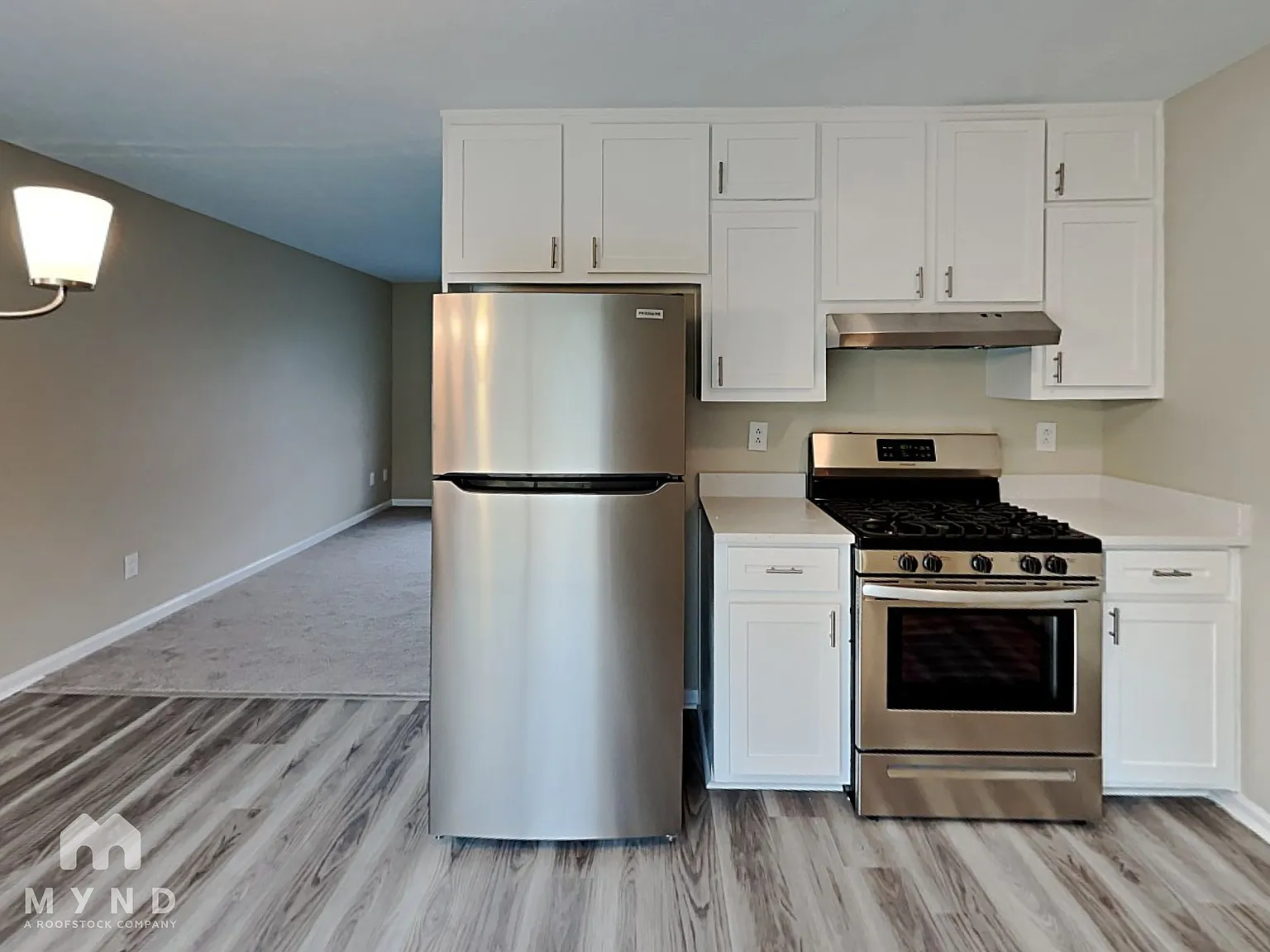 3 bed, 2.0 bath, 1002 sqft, $1,775 — Photo 3