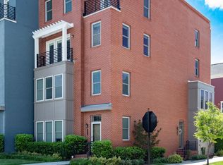 737 Diamond Ave, Alexandria, VA 22301