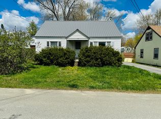15 Elmhurst St, Waterville, ME 04901