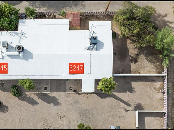 3rd image of 3245 N Sycamore Ave