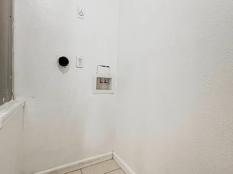 1884 Agora Circle Southeastunit #203 — Photo 14