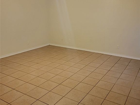 3rd image of 2003 Legacy Ln