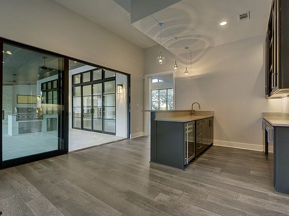 Wet Bar
