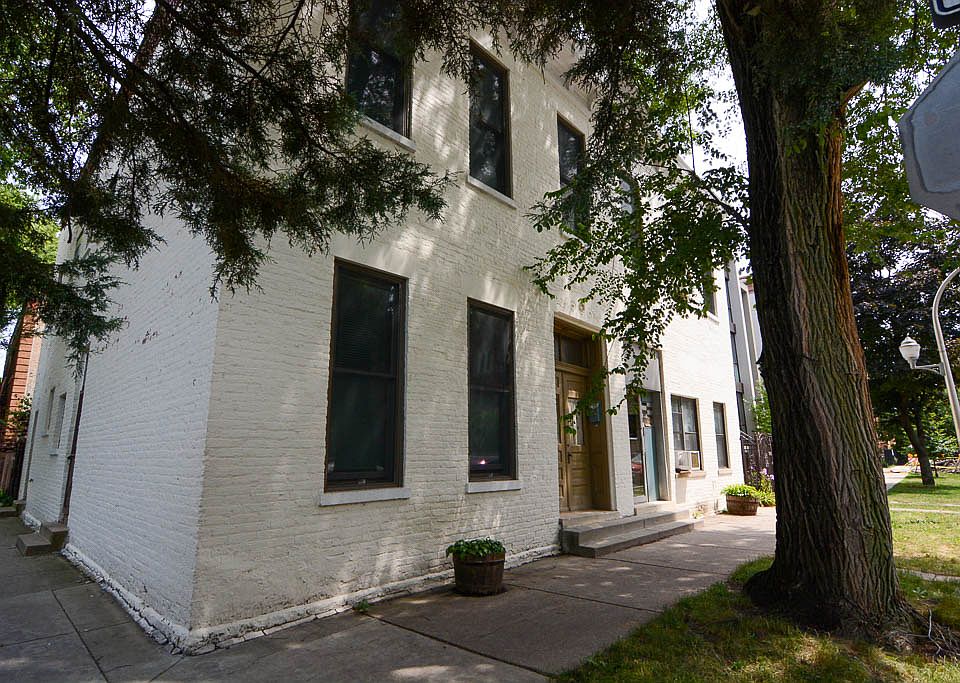 1st image of 2131 N Mozart St #1