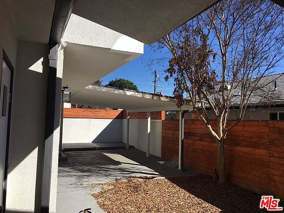 3rd image of 3425 Plata St