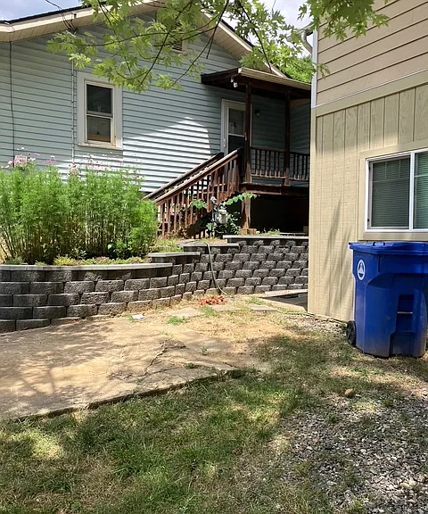188 S Grove St — Photo 8