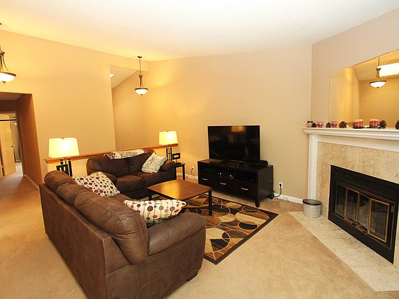 3rd image of 245 Via El Dorado Ln