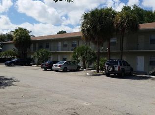 2401 Van Buren St APT 4, Hollywood, FL 33020