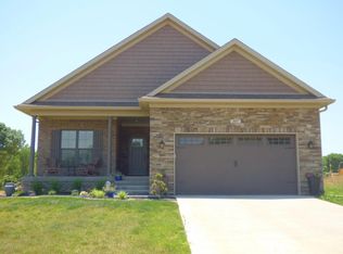 227 Washington Commons Dr, Mt Washington, KY 40047