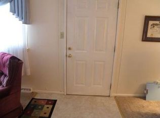 103 Michaels Cir, Syracuse, NY 13210