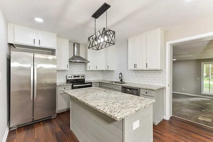 2362 Macon Dr SW — Photo 5