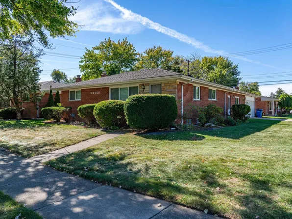 28031 Lorraine Ave, Warren, MI 48093