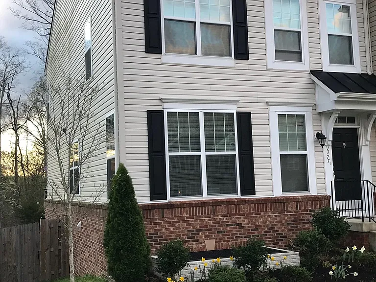 9277 Dawkins Crest Cir — Photo 1