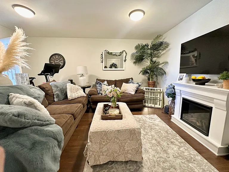 180 K St #2 — Photo 8