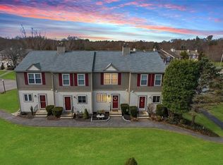 44 Fairway Dr, Coventry, RI 02816