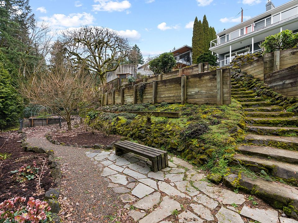 house on the hill 上下セット90 6454 SW Parkhill Dr, Portland, OR 97239 | Zillow