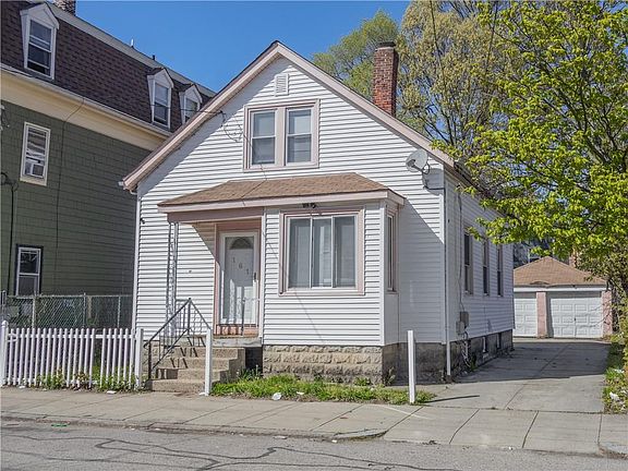 2nd image of 161 Ford St