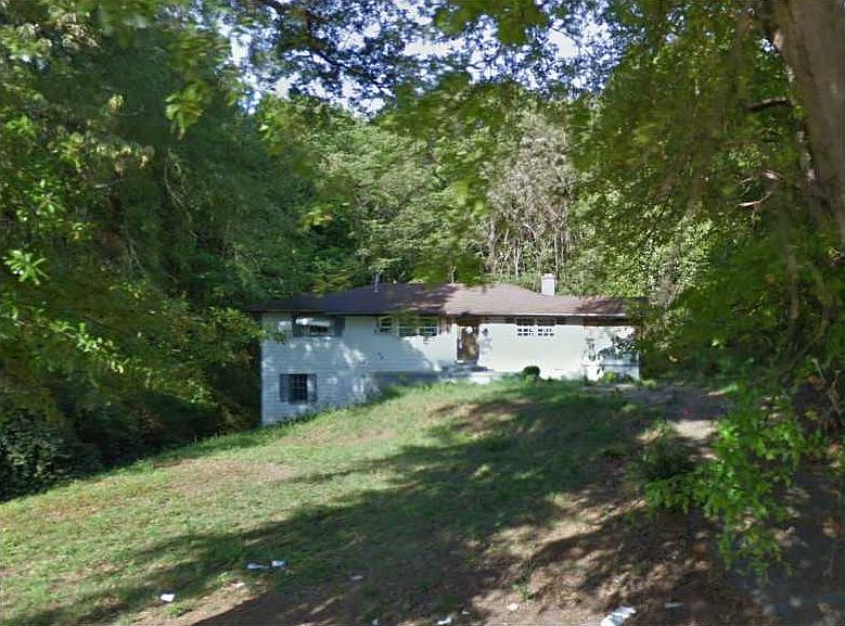 2nd image of 51 Fairburn Rd SW