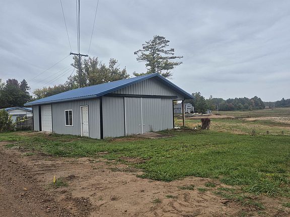 2nd image of 5437 Mangus Rd