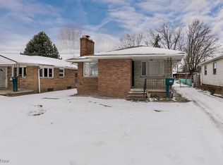 5740 Garfield Ave, Maple Heights, OH 44137