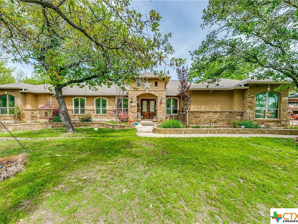 1st image of 123 Wood Valley Dr
