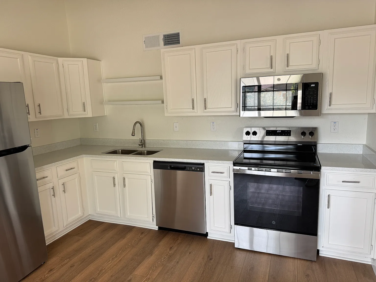 4757 China Rose Dr — Photo 3